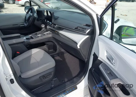 2025 Toyota Sienna Xle from USA, damaged, VIN 5TDYRKEC8SS252618